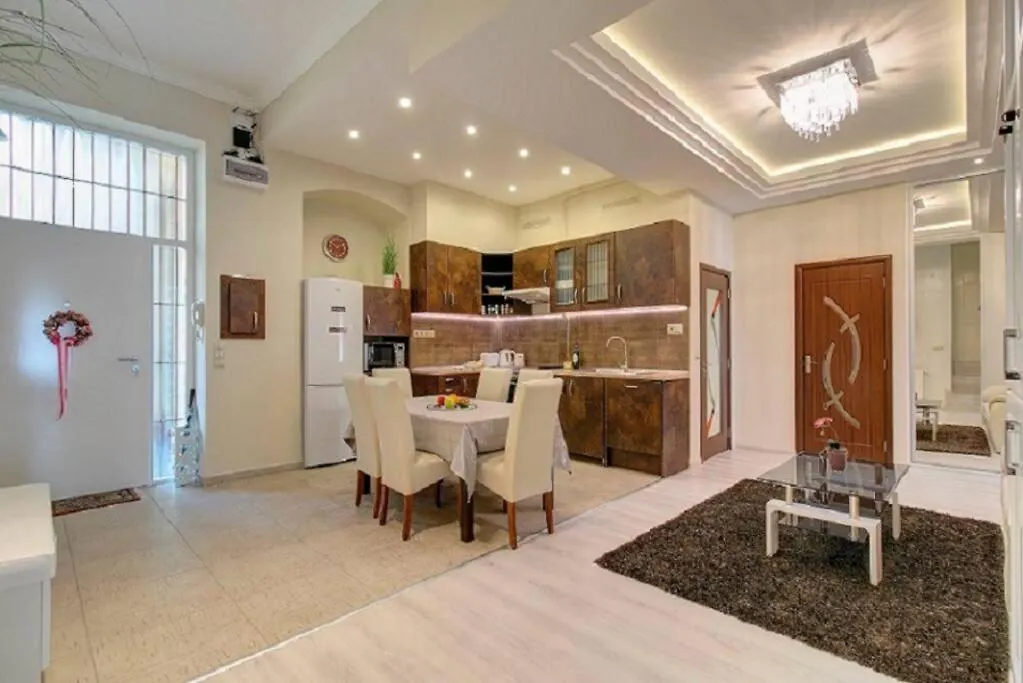 Super Central Apartment Будапешт Венгрия